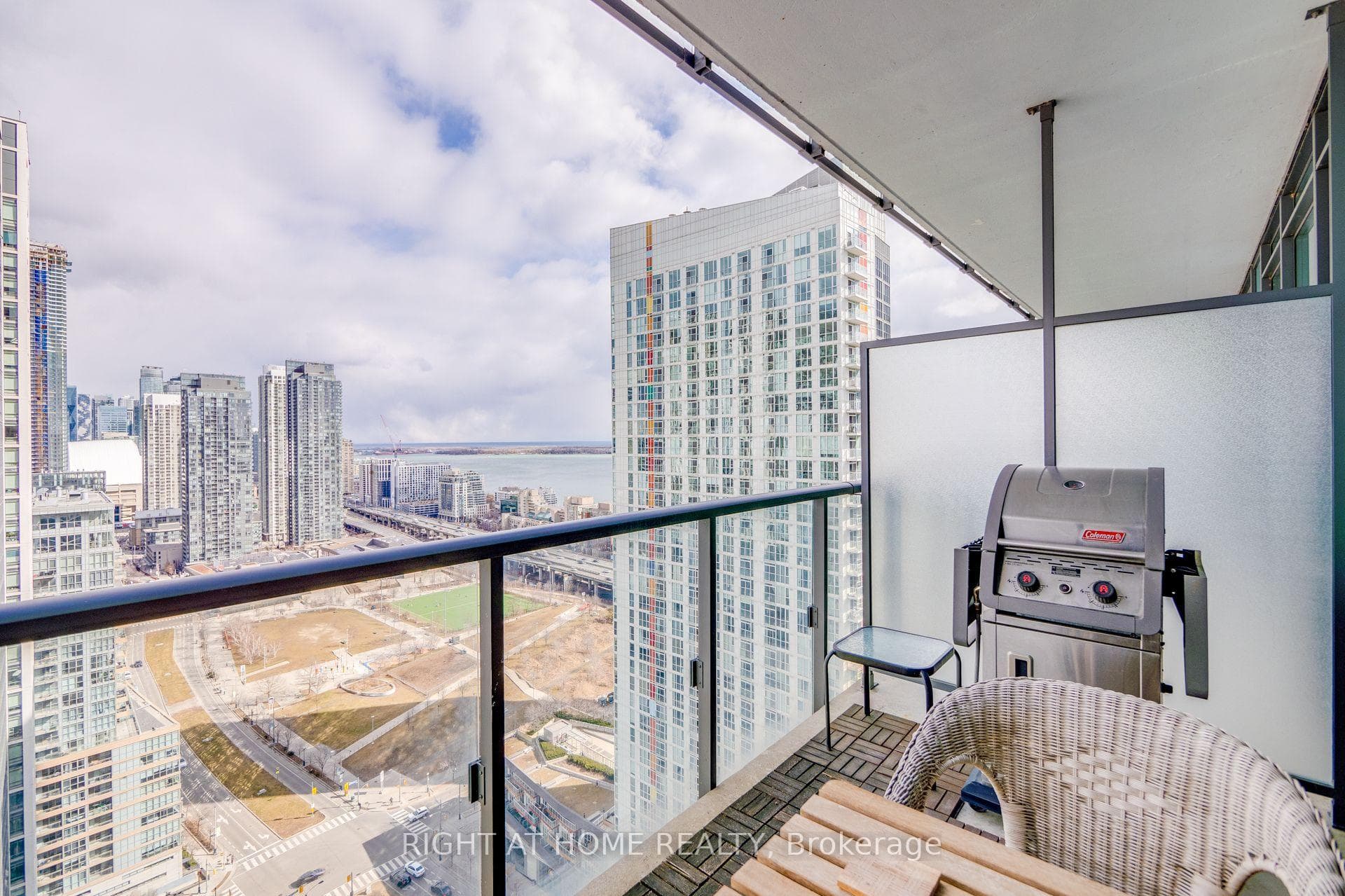 170 Fort York Boulevard Unit 2807 photo 23