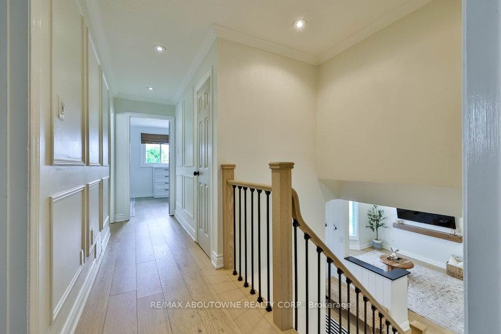 2478 Cavendish Drive photo 21