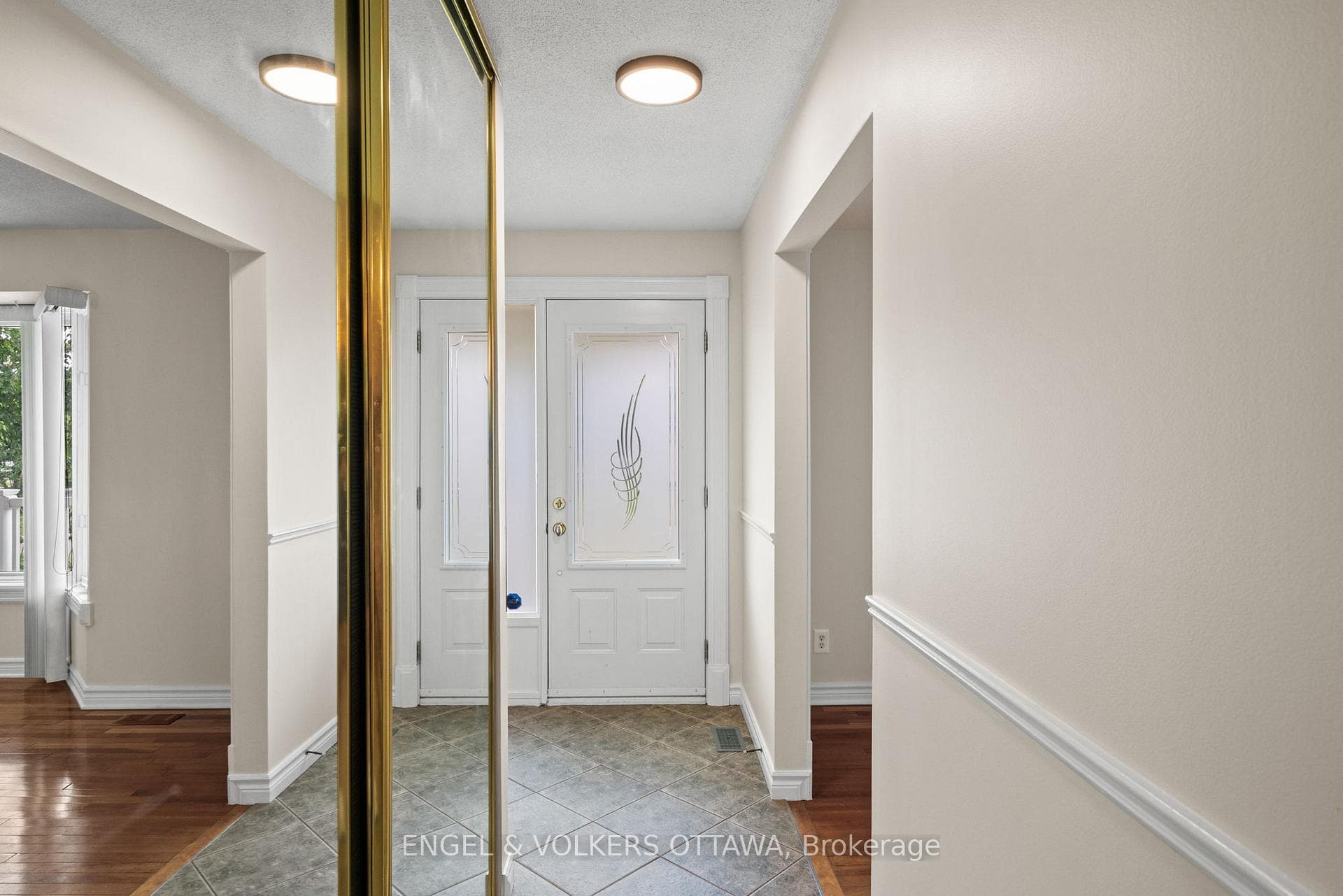 25 Antler Avenue photo 8