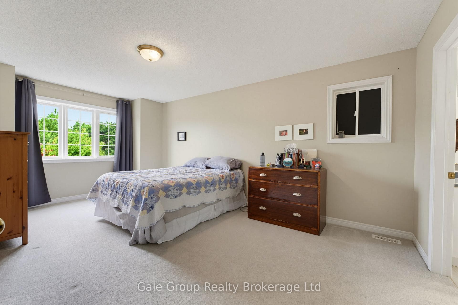 209 Hilltop Drive photo 18