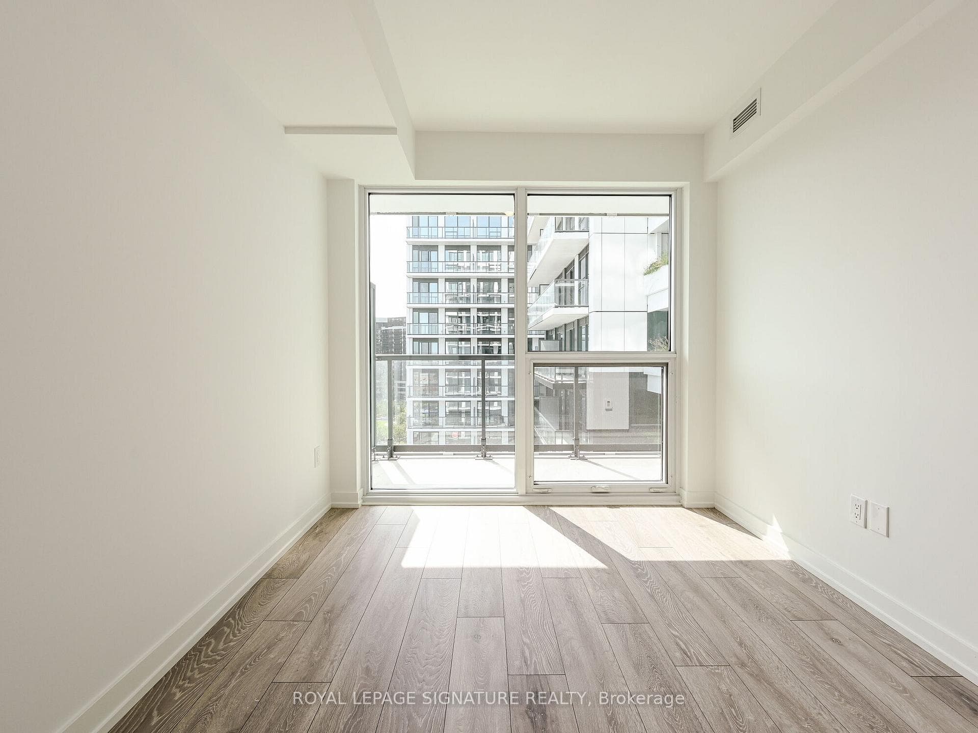 1100 Sheppard Avenue Unit 1032 photo 24