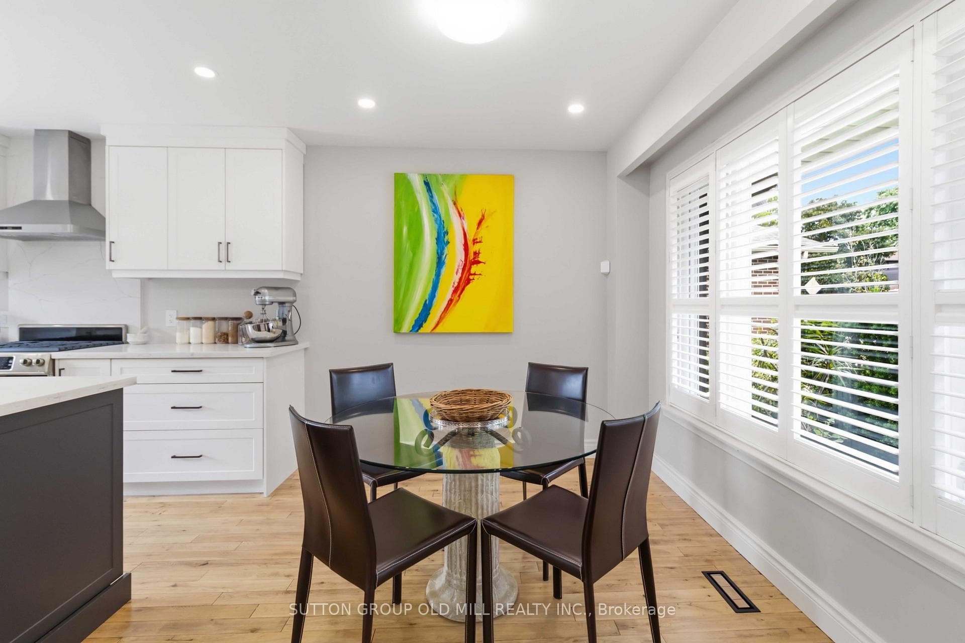 2811 Constable Road photo 9