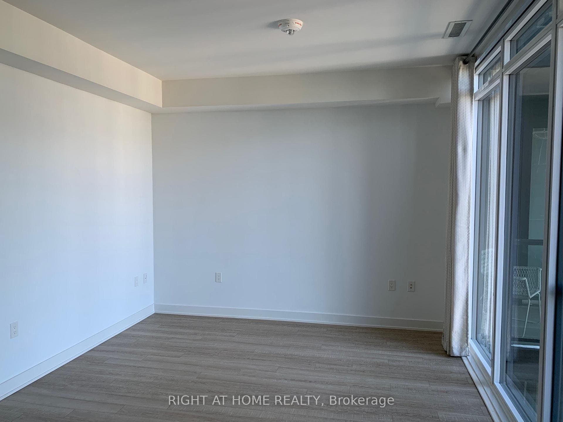 576 Front Street Unit 1001 photo 6