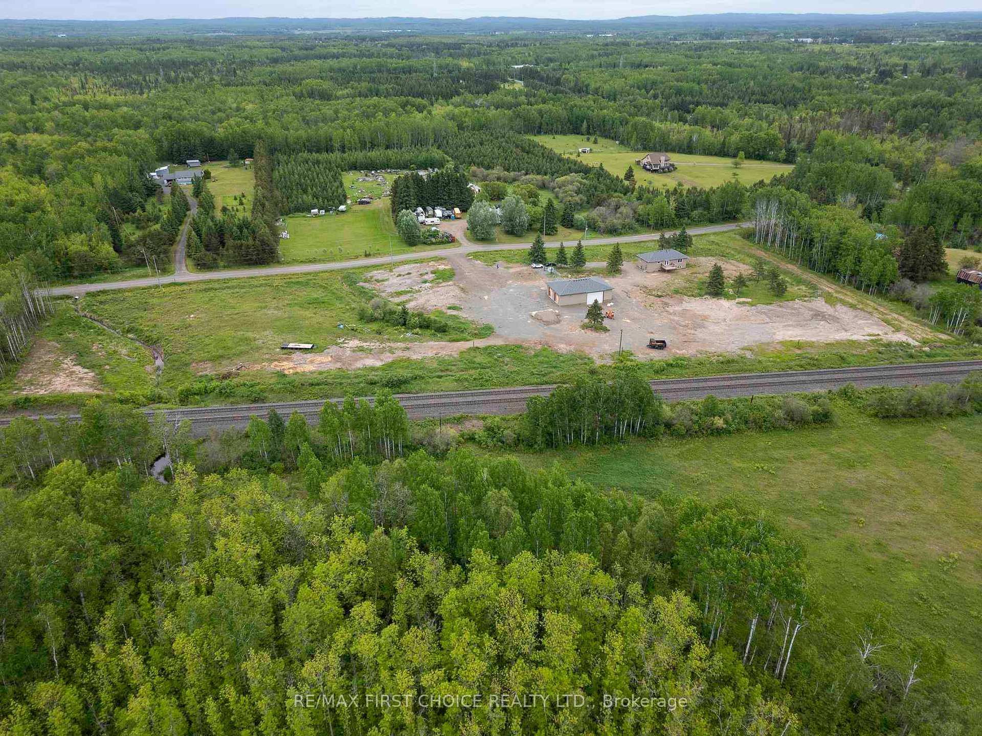 277 Pole Line Road photo 39