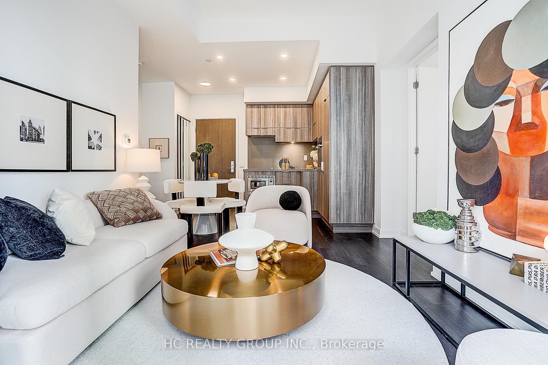 39 Roehampton Avenue Unit 3007 photo 1