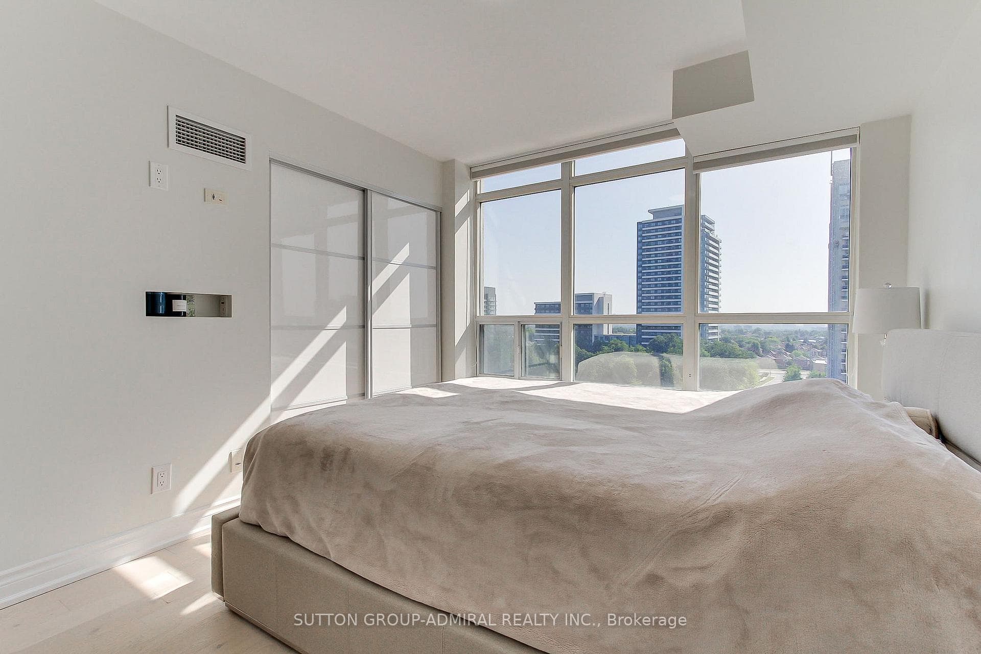50 DISERA Drive Unit 905 photo 24