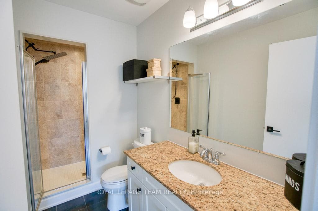 129 Maestro Avenue photo 20