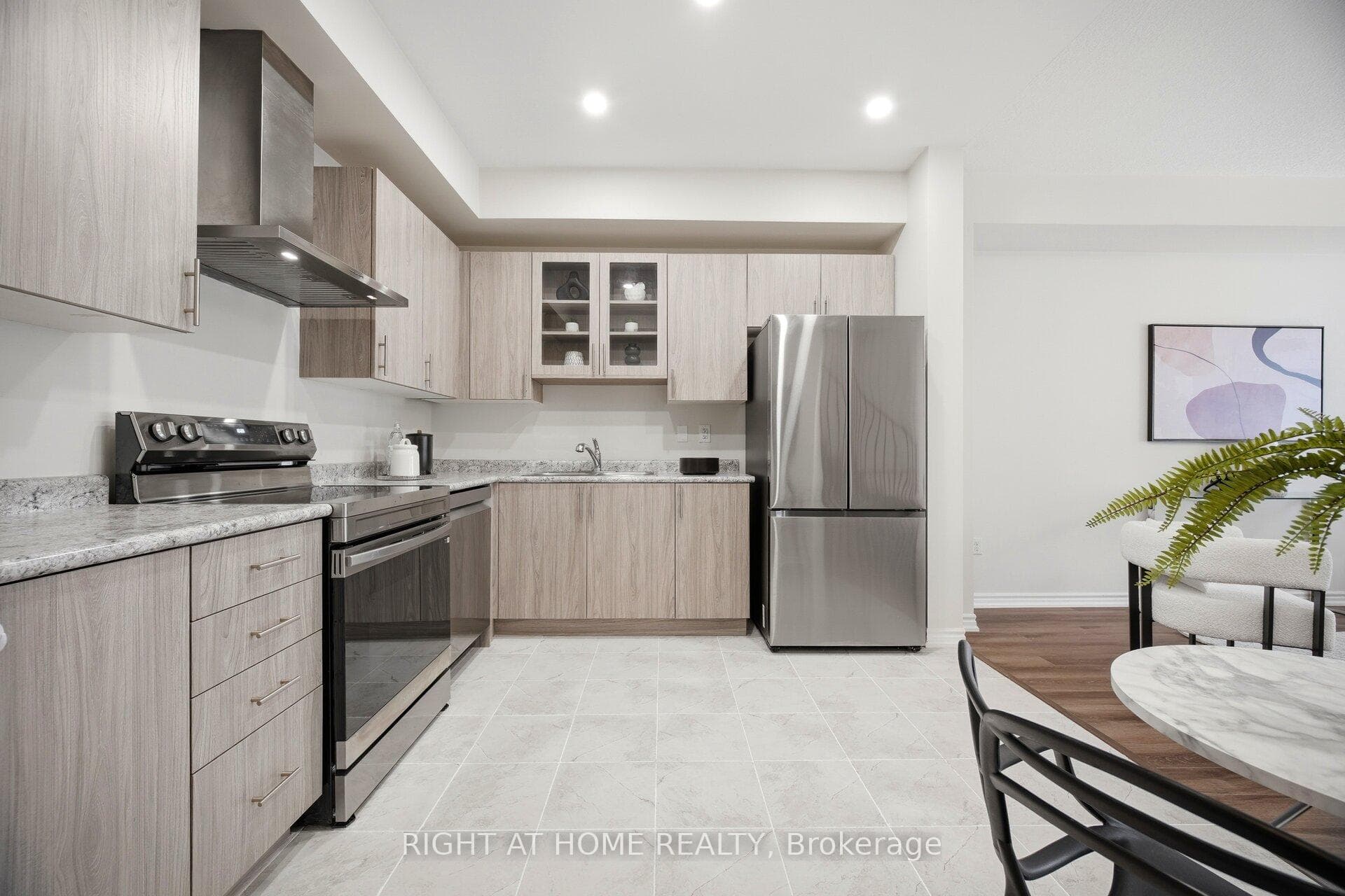 88 Decorso Drive Unit 22 photo 12