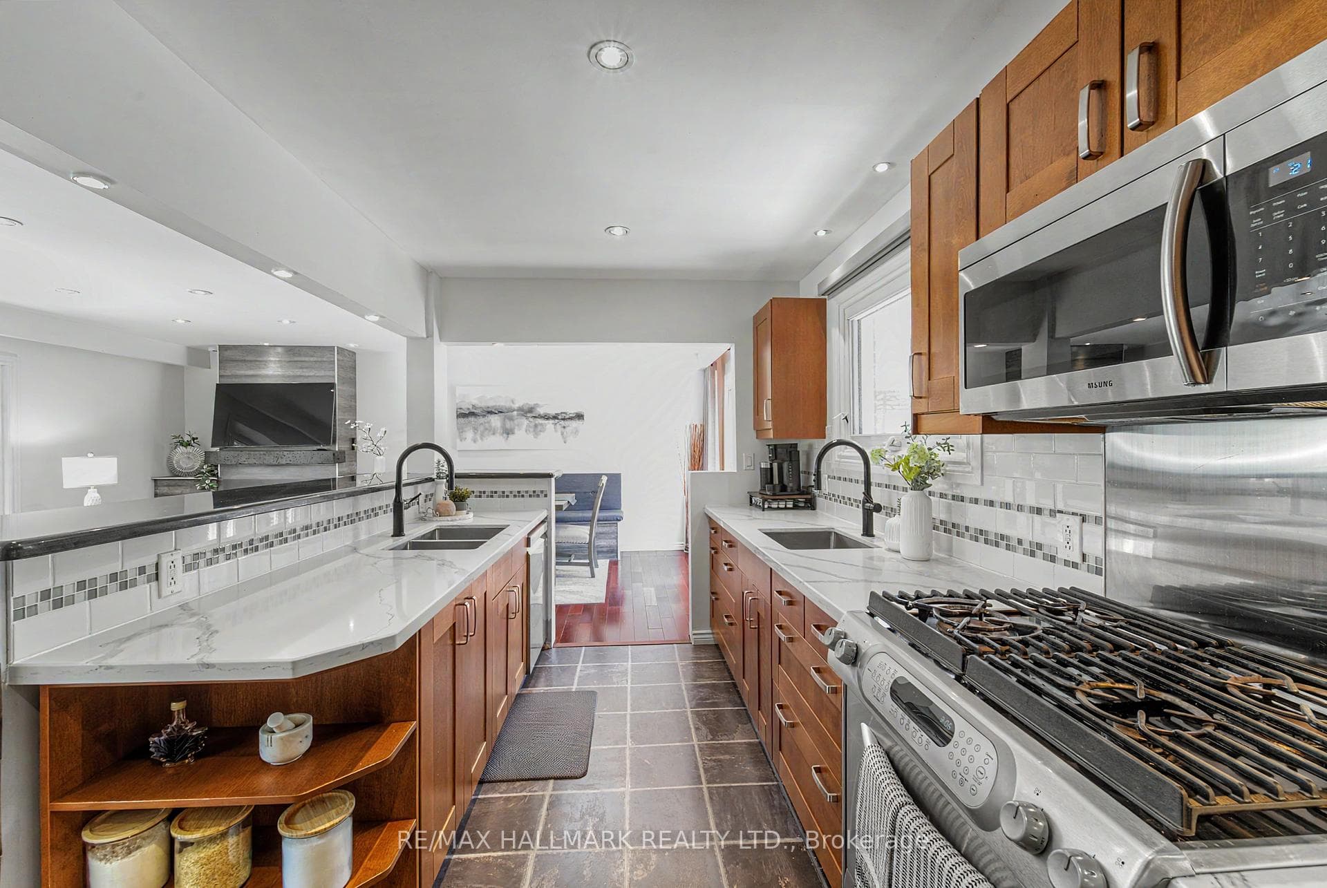78 Charlottetown Boulevard photo 8