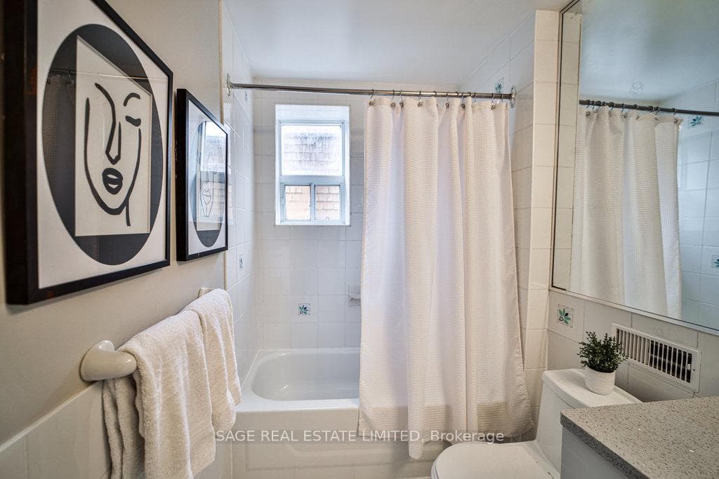 100 Merrill Avenue photo 21