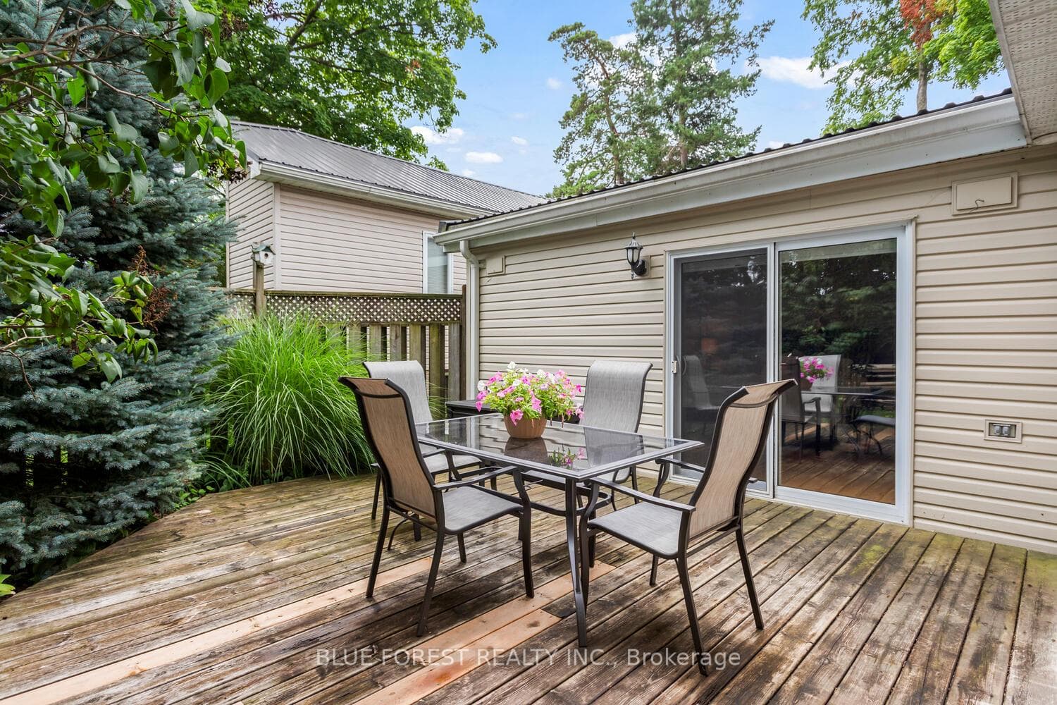 1252 Hamilton Road photo 36