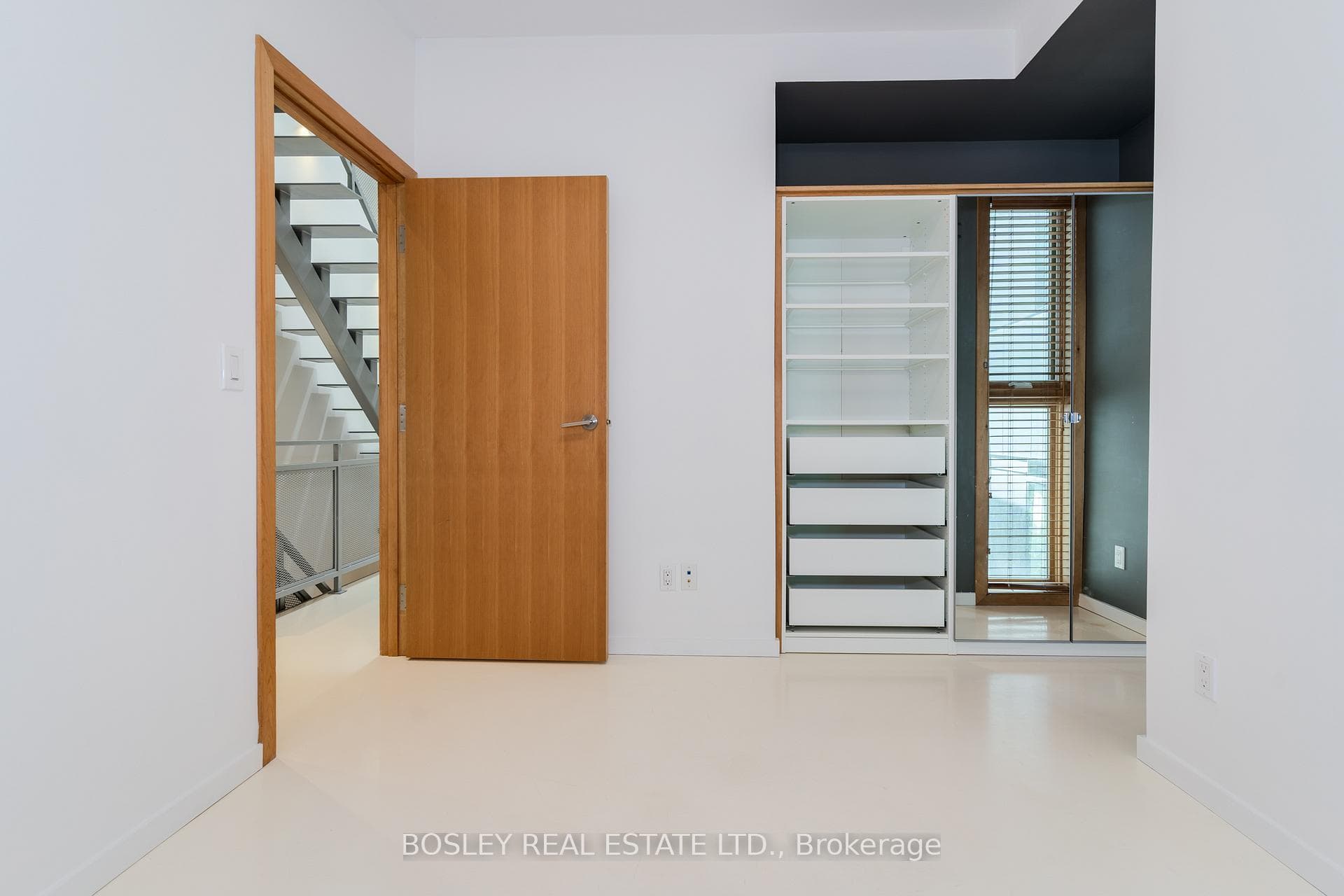 46 Stewart Street Unit 3 photo 6