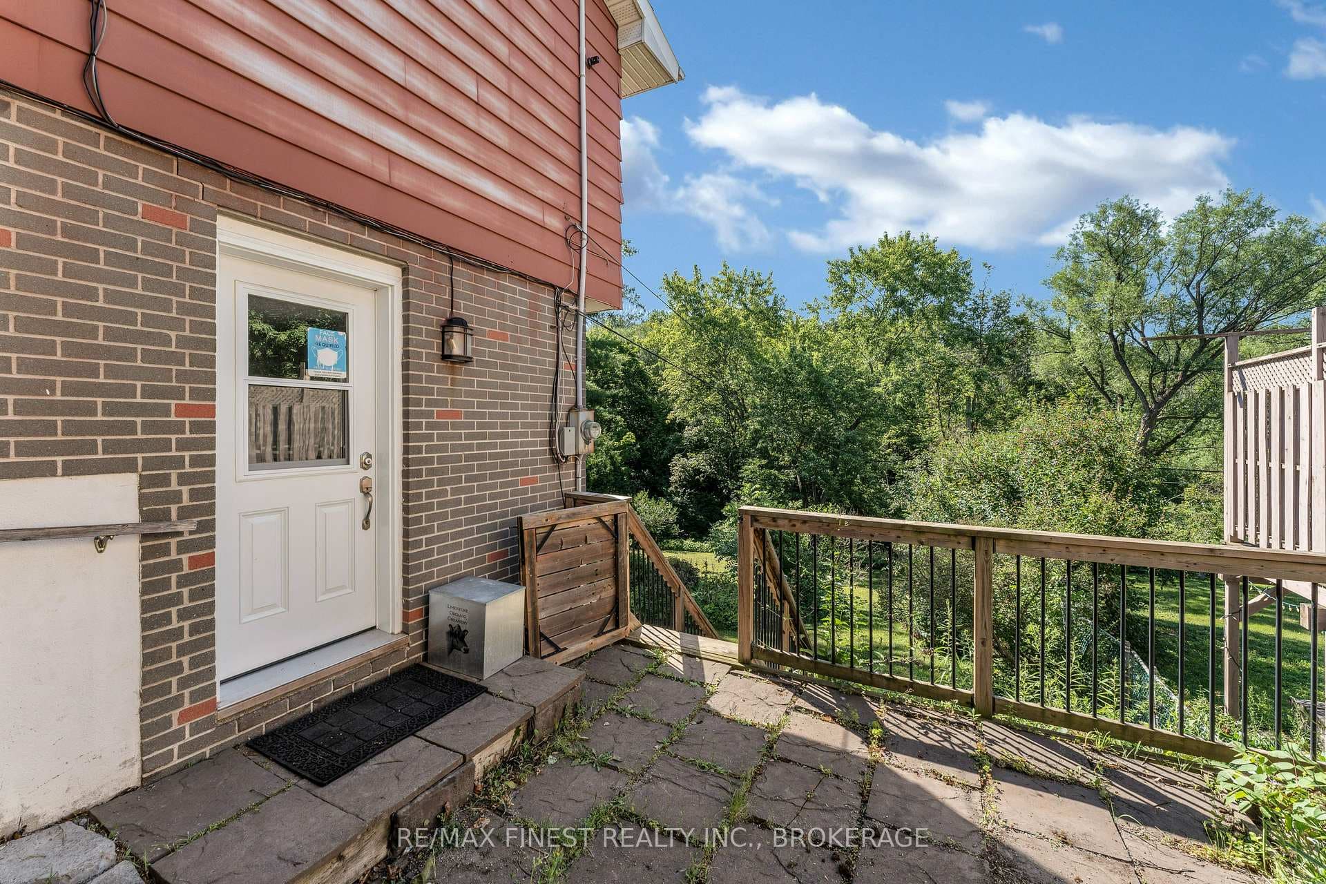 60 Sherwood Drive photo 35