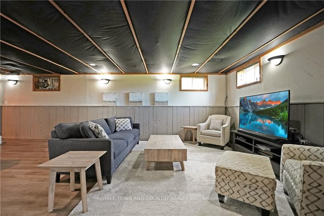 953 Lilac Road photo 22