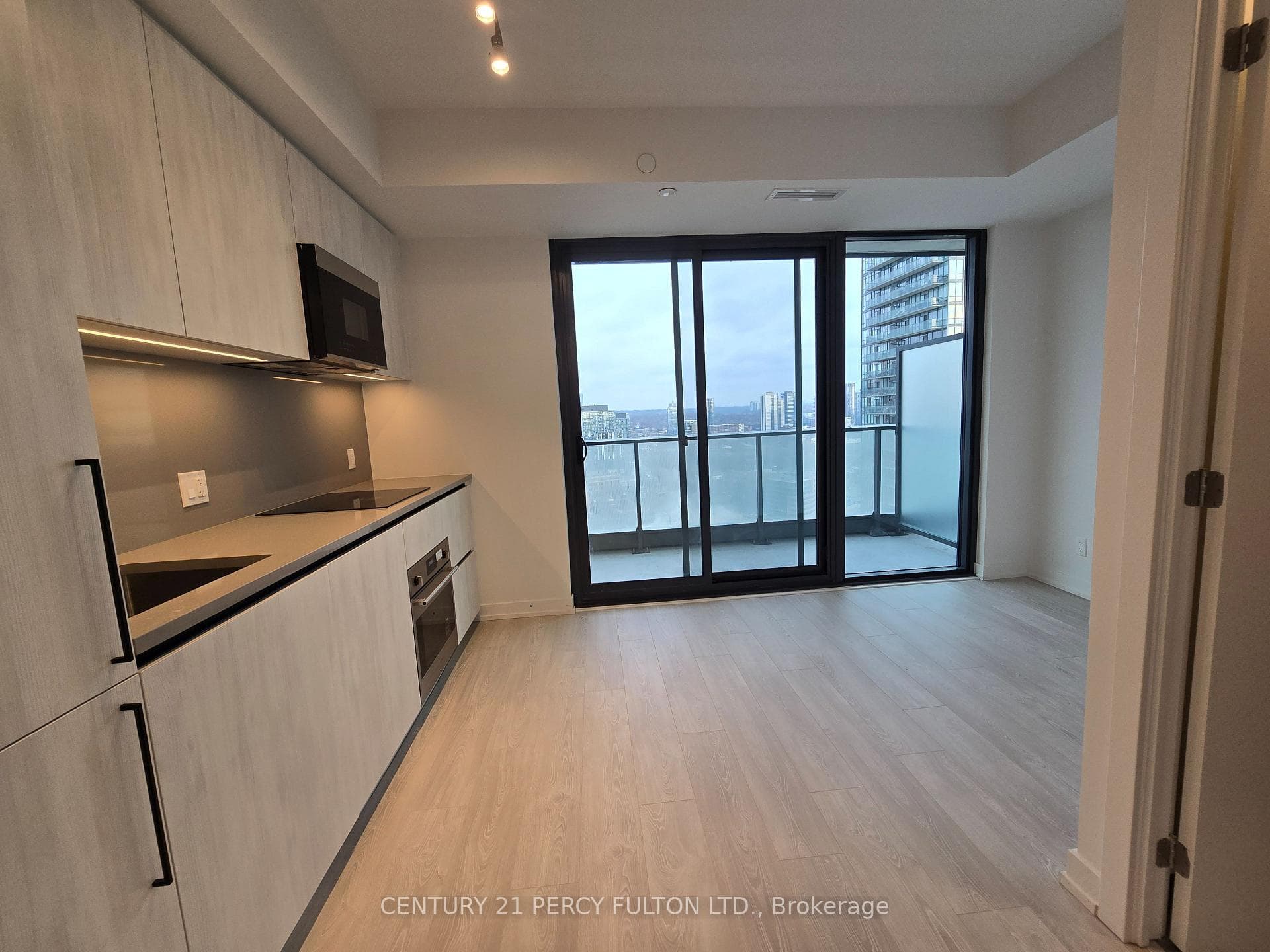 35 Parliament Street Unit 2410 photo 11