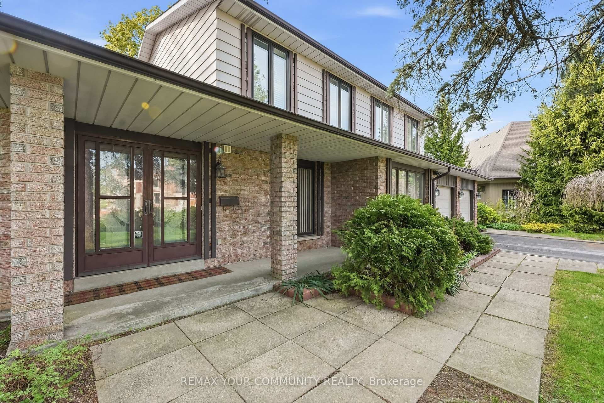 30 Crossley Court photo 5