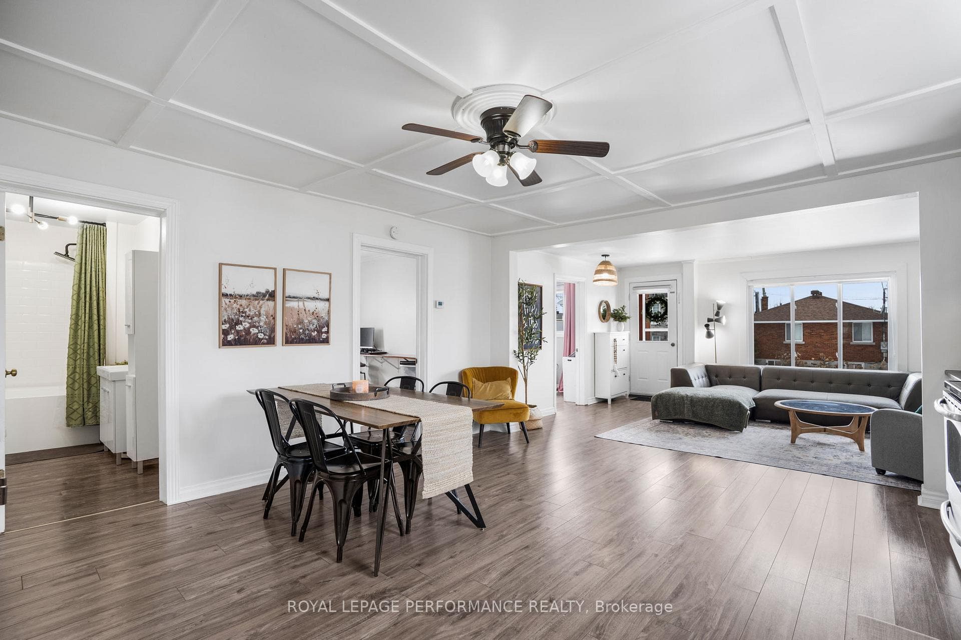 403 Catherine Street photo 13
