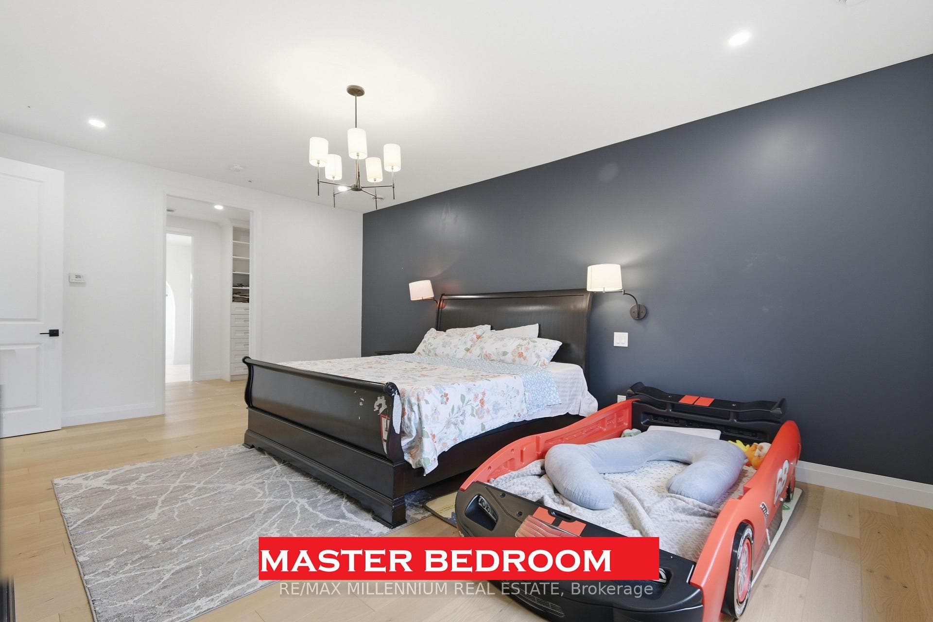 332 Christine Avenue photo 28