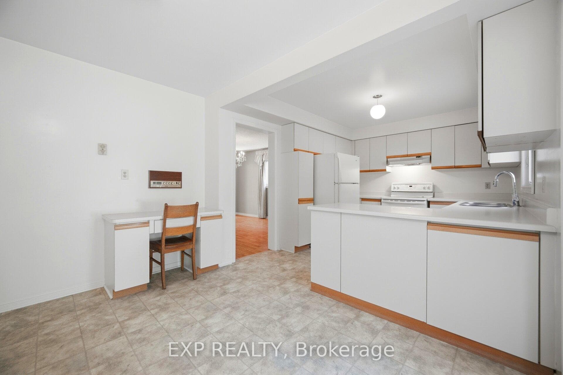 1938 Kempton Park Drive photo 7