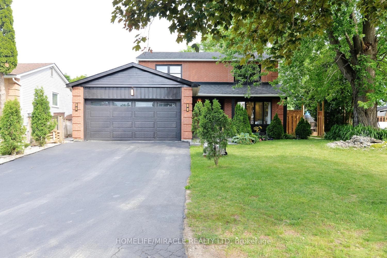80 Jill Crescent photo 1