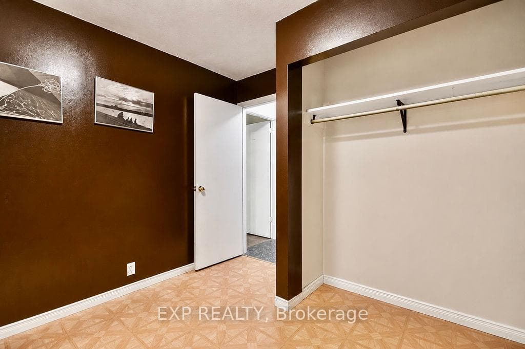 915 Vindin Street photo 18