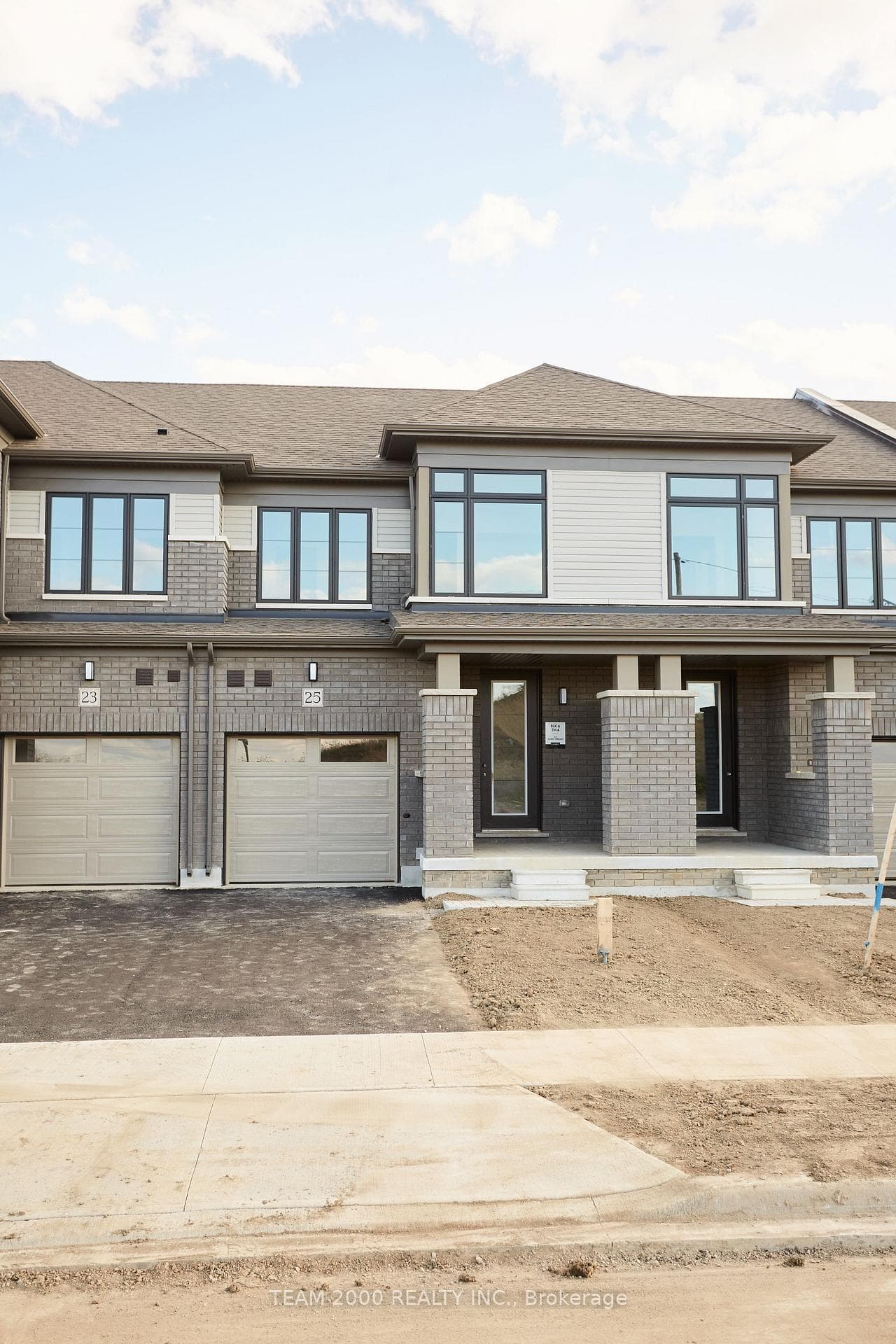 25 Awrey Terrace photo 2