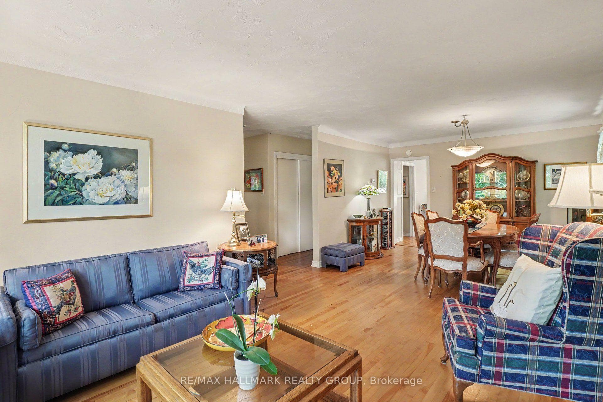 657 Golden Avenue photo 21