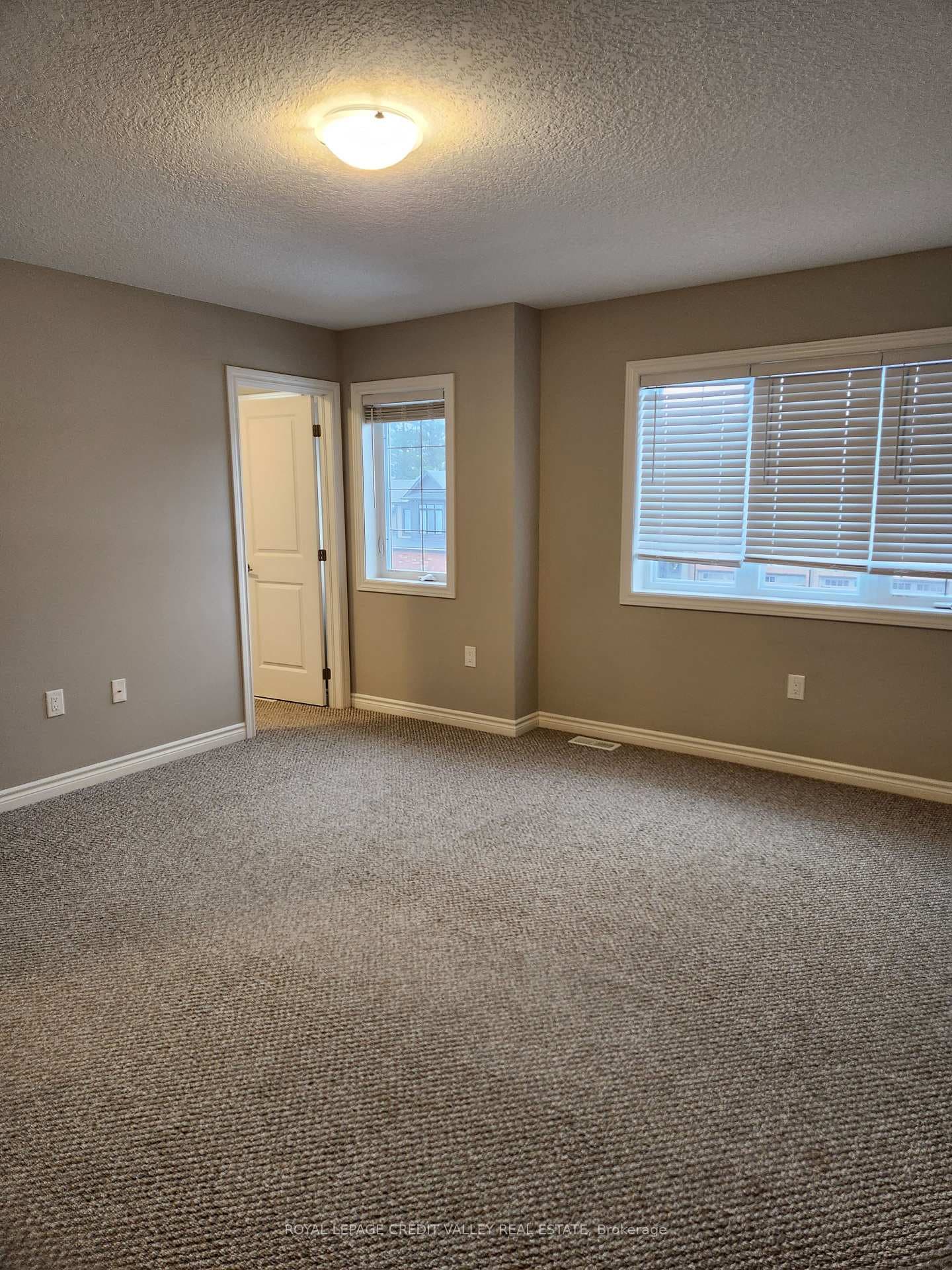 1022 Wright Drive photo 18