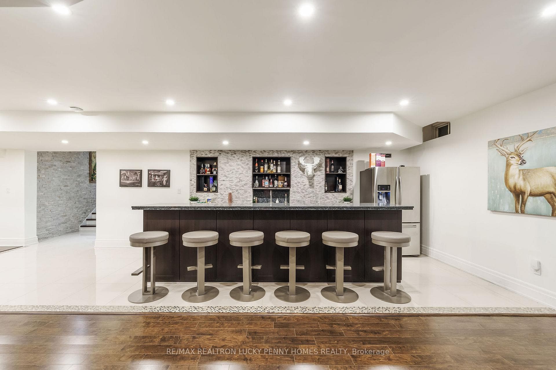 30 Bernadotte Drive photo 34