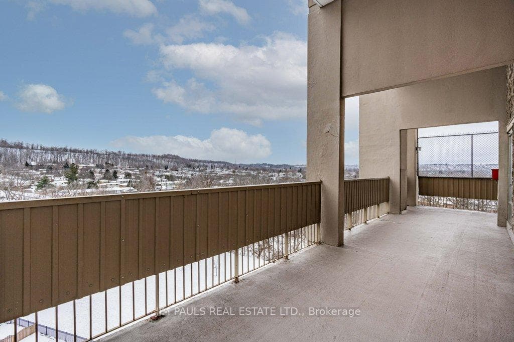 350 Quigley Road Unit 526 photo 4