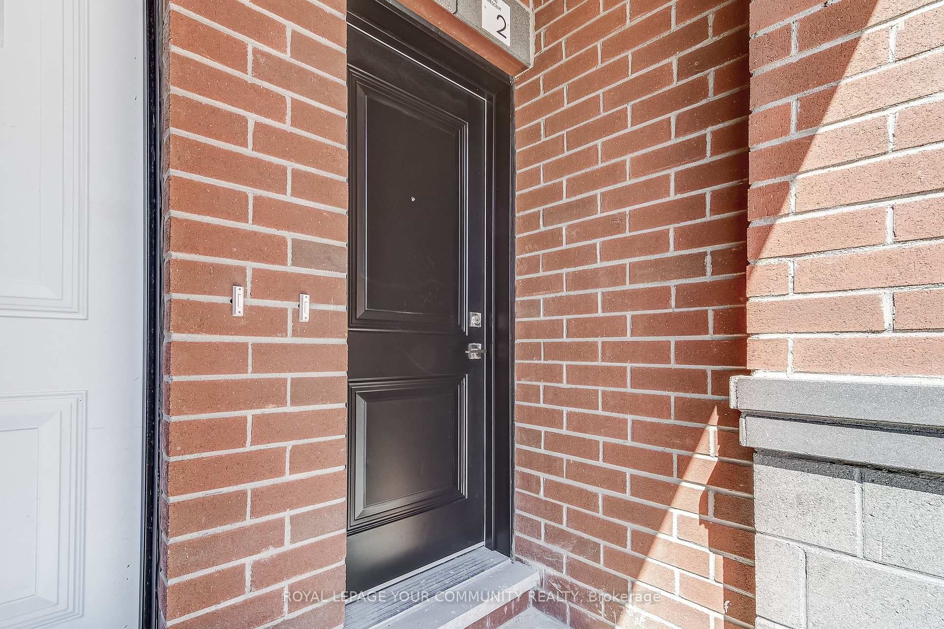 3 Bond Crescent Unit 2 photo 6