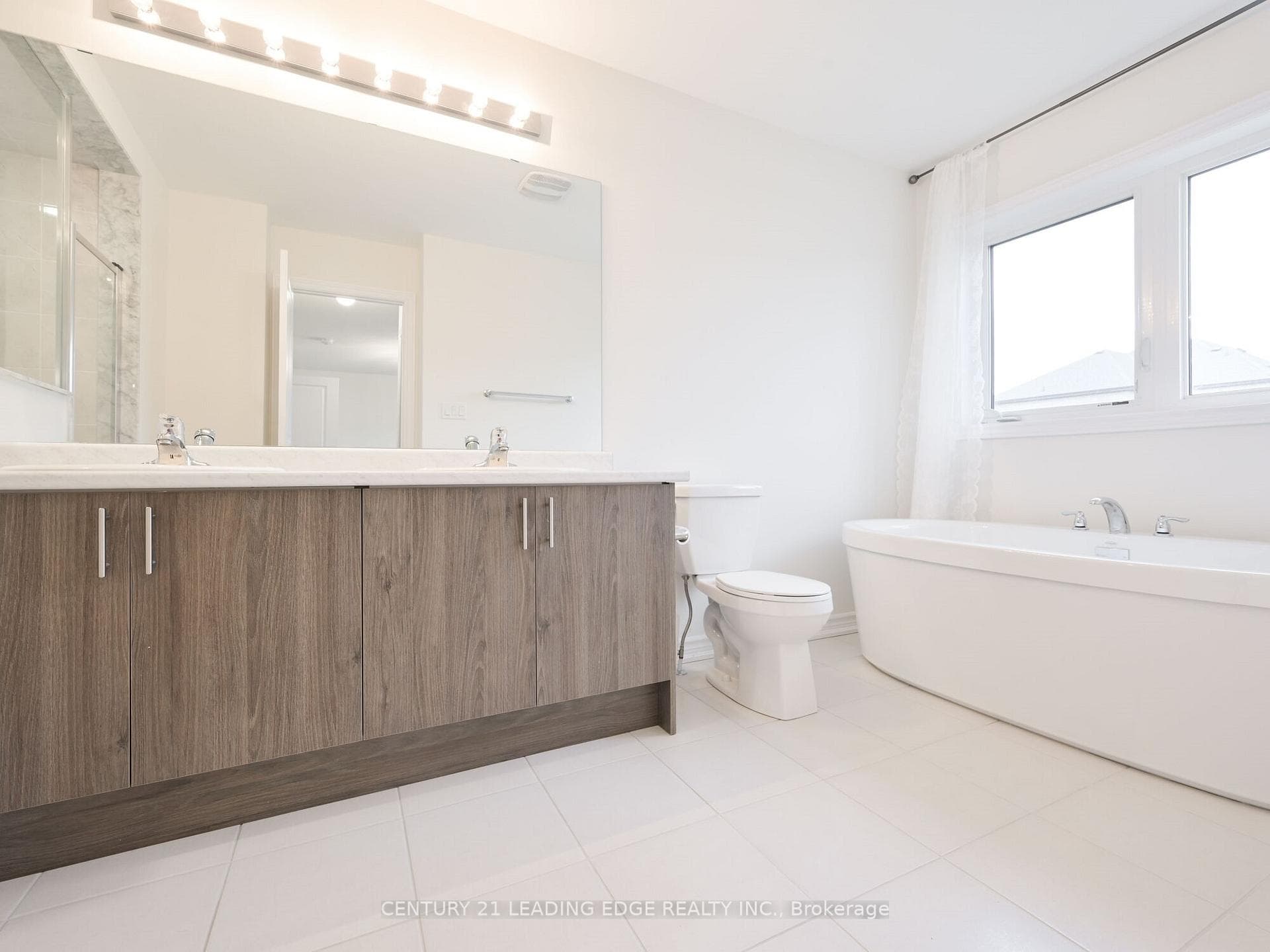 1342 STEVENS Road photo 15