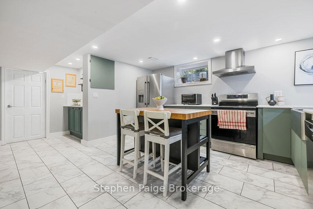 330 OFIELD Road photo 31