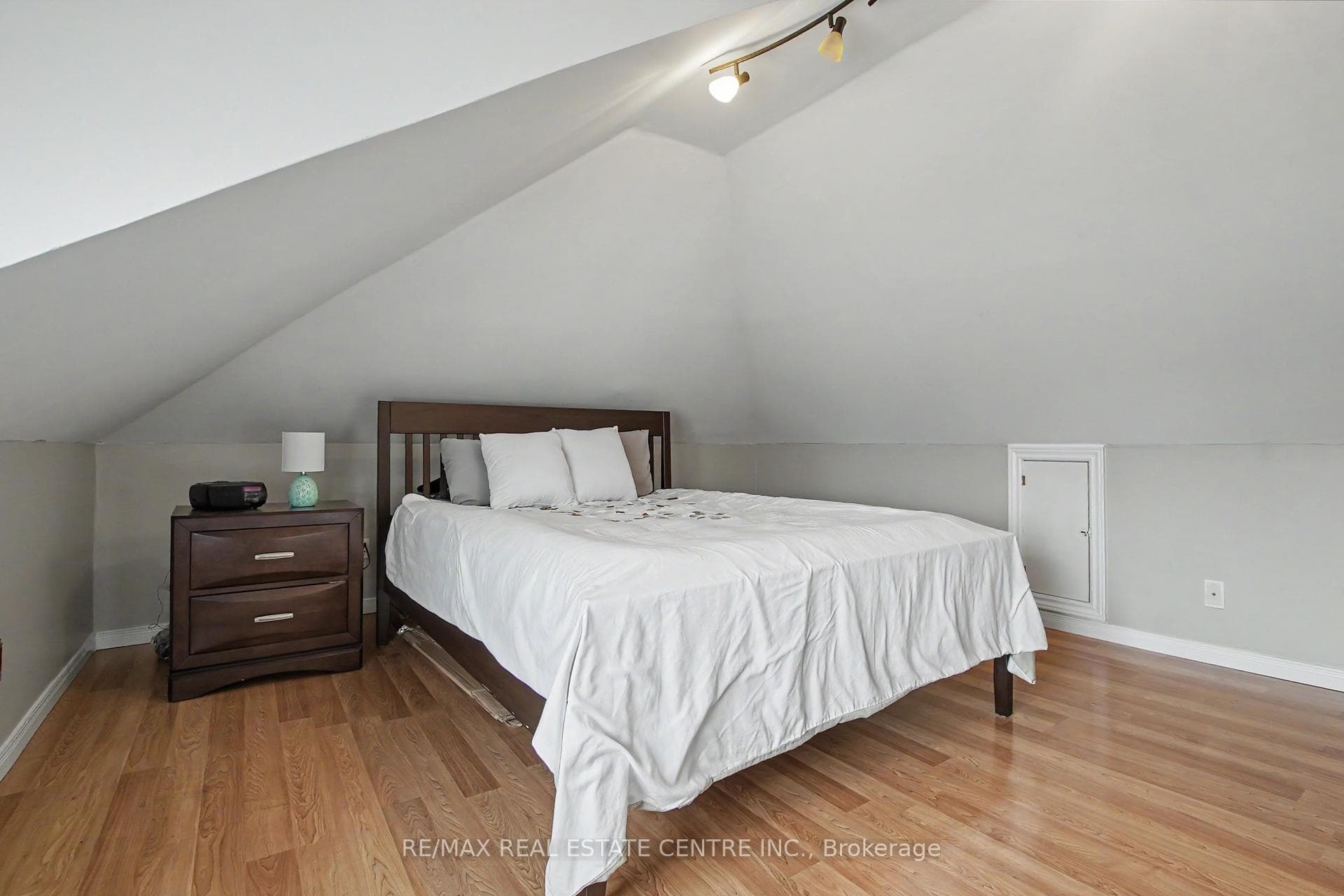 123 Norfolk Avenue photo 18