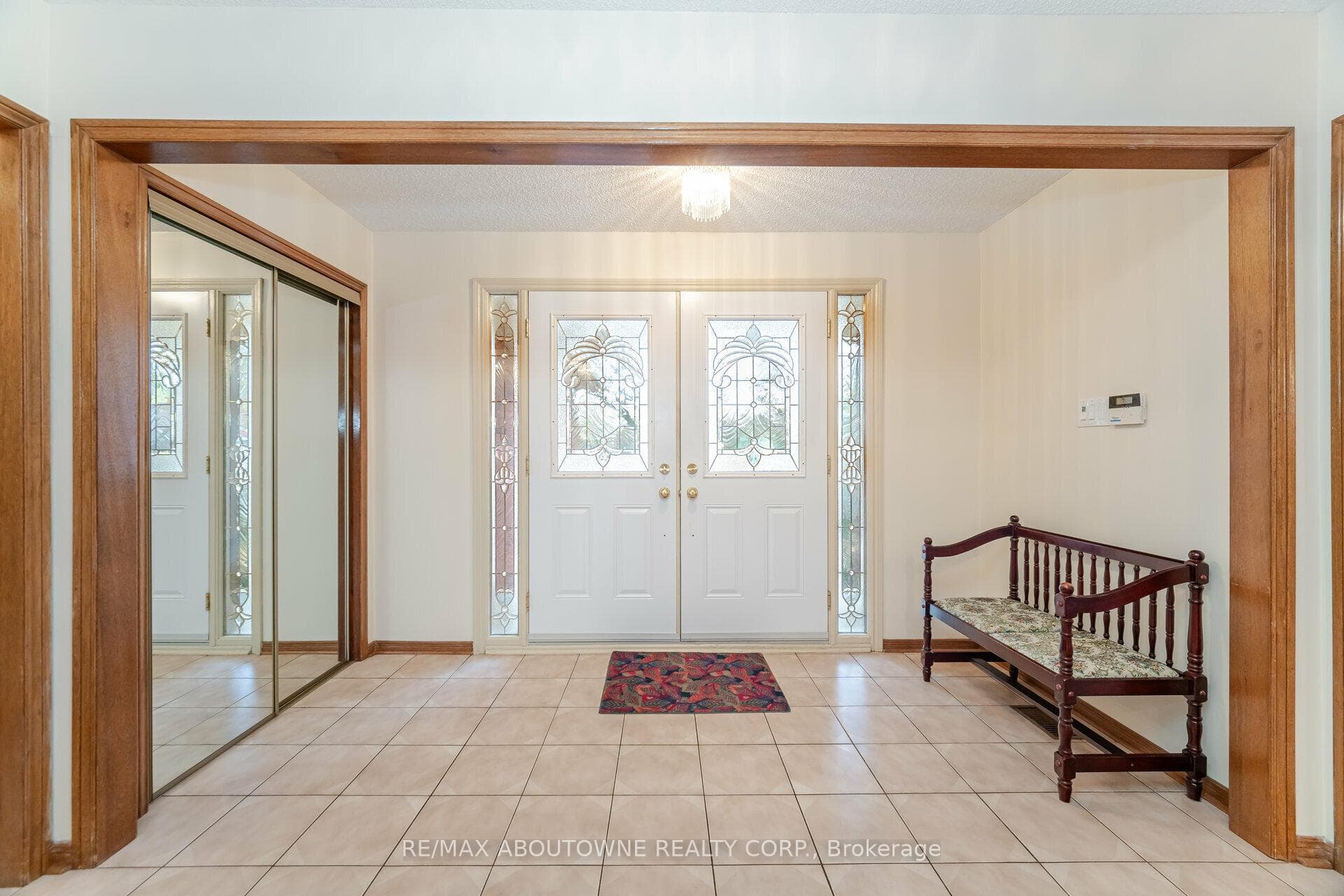 1500 Greenridge Circle photo 3