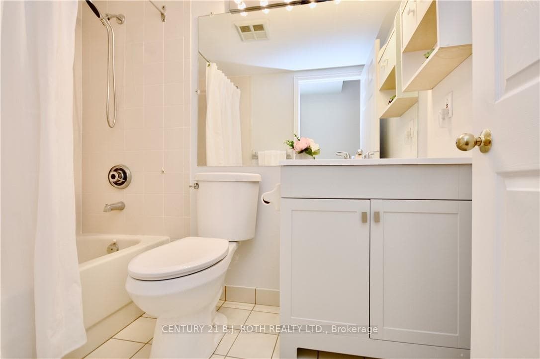 270 DAVIS Drive Unit 205 photo 13