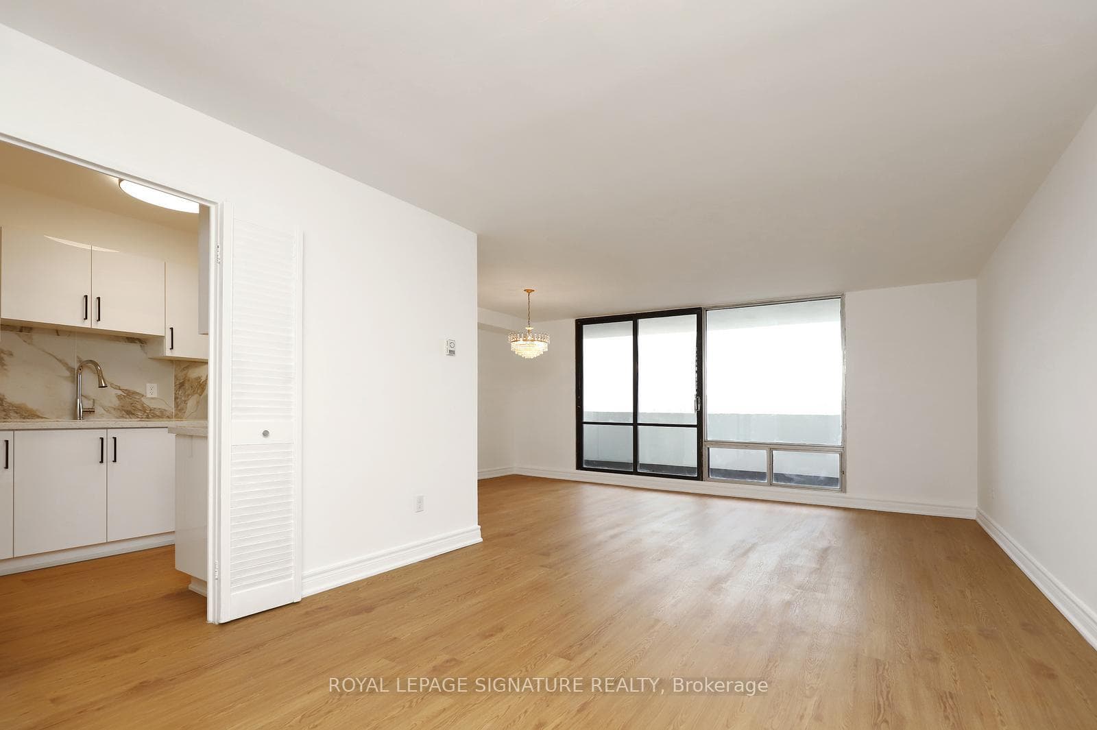 3 Massey Square Unit 2202 photo 9