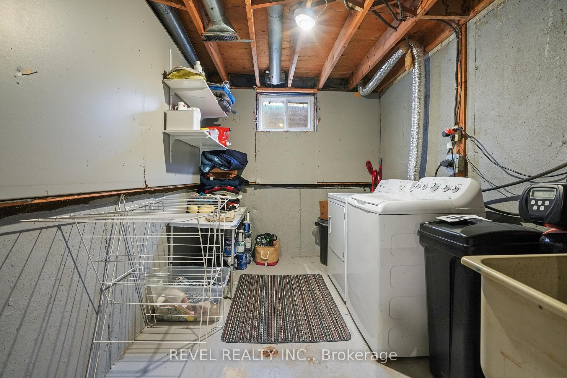 79 Chaucer Crescent photo 21