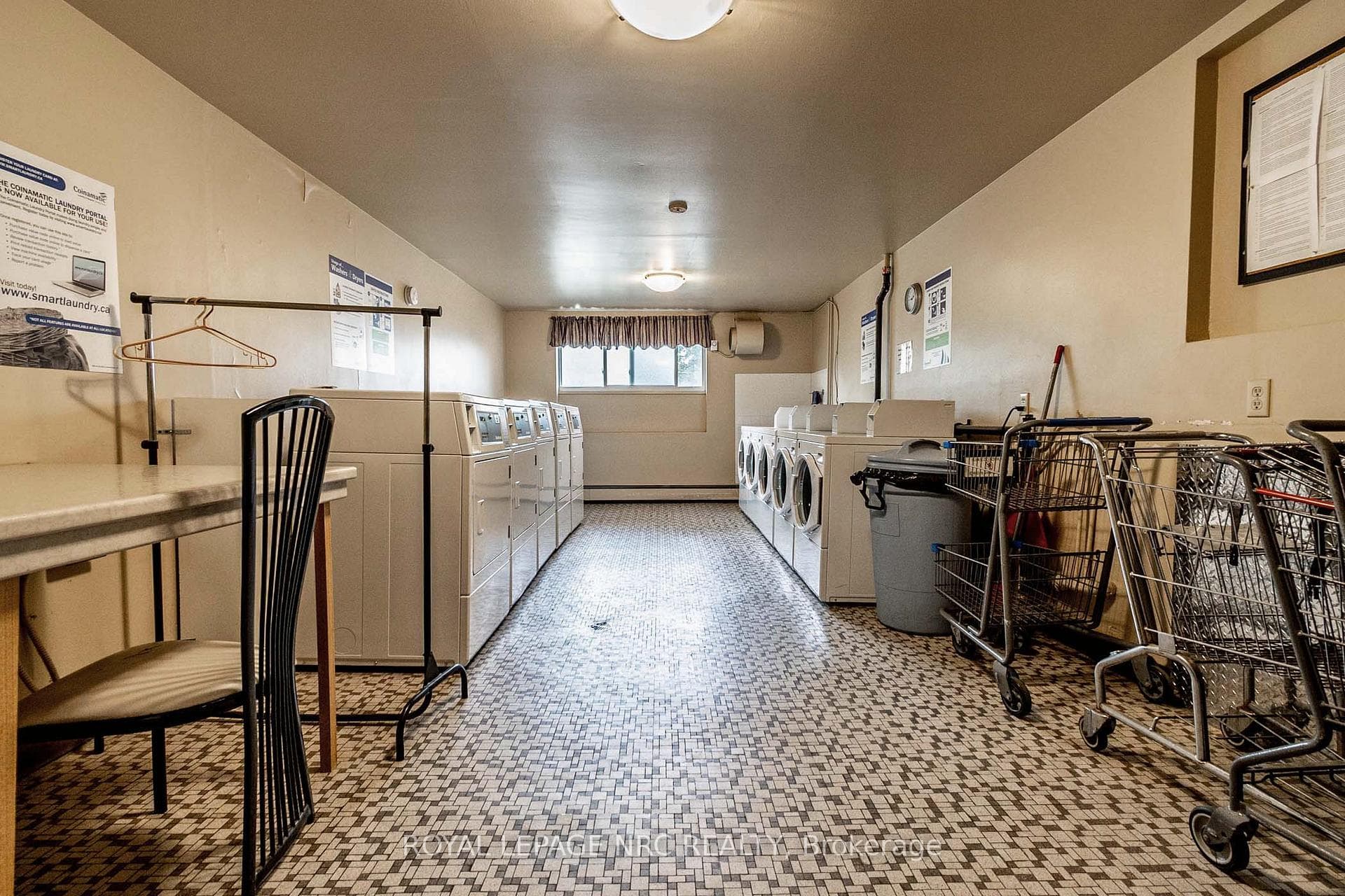 264 GRANTHAM Avenue Unit 504 photo 36