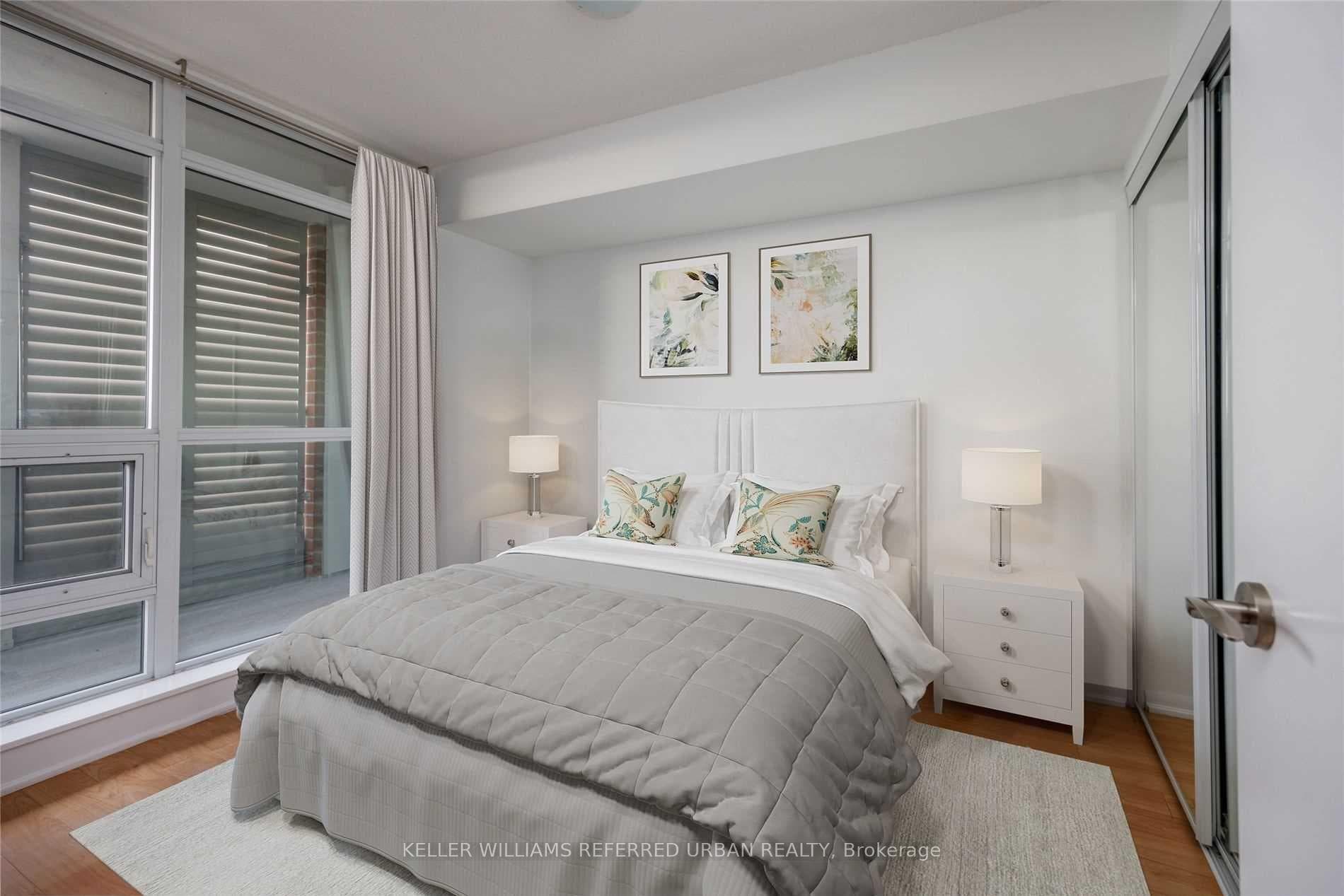 830 Lawrence Avenue Unit 2101 photo 8