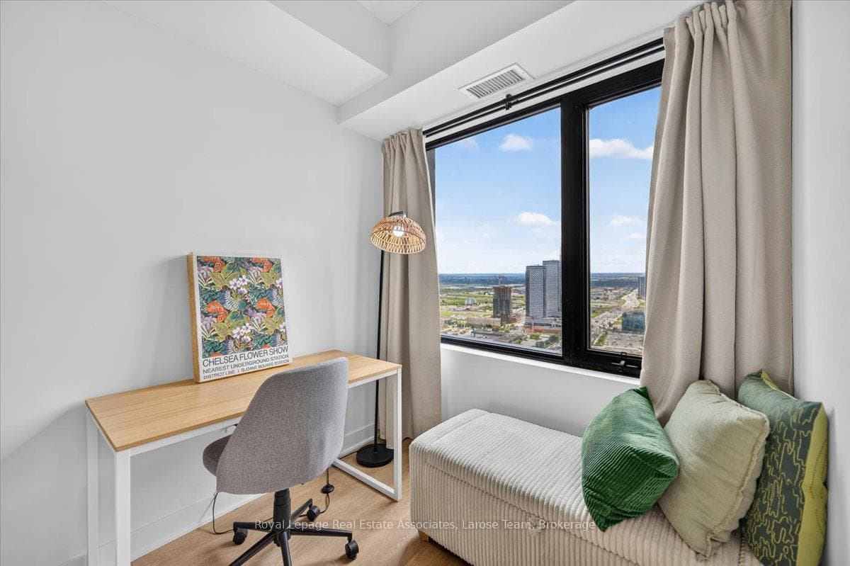 2920 Highway 7 Road Unit 3707 photo 16