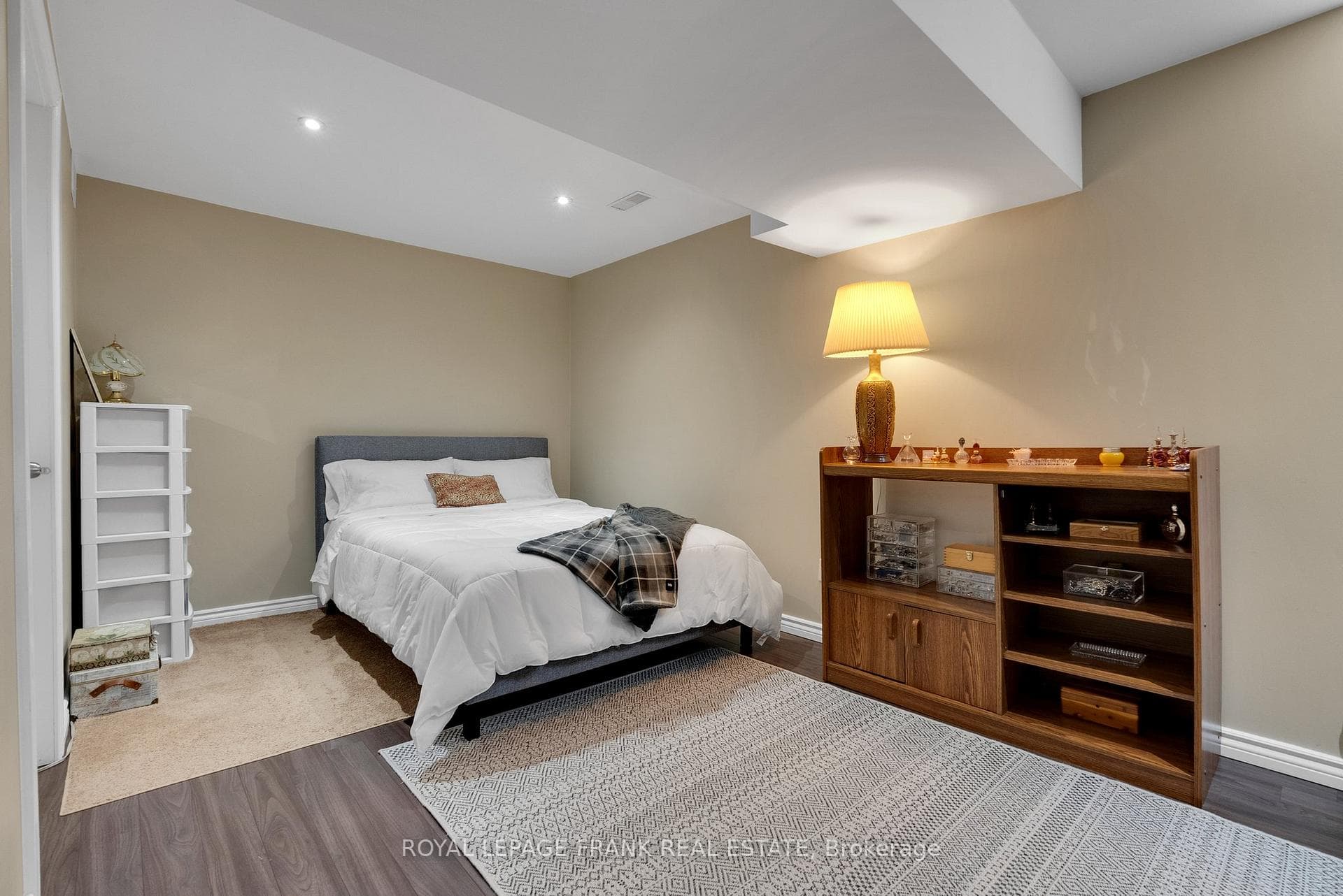 51 Skinner Court photo 32