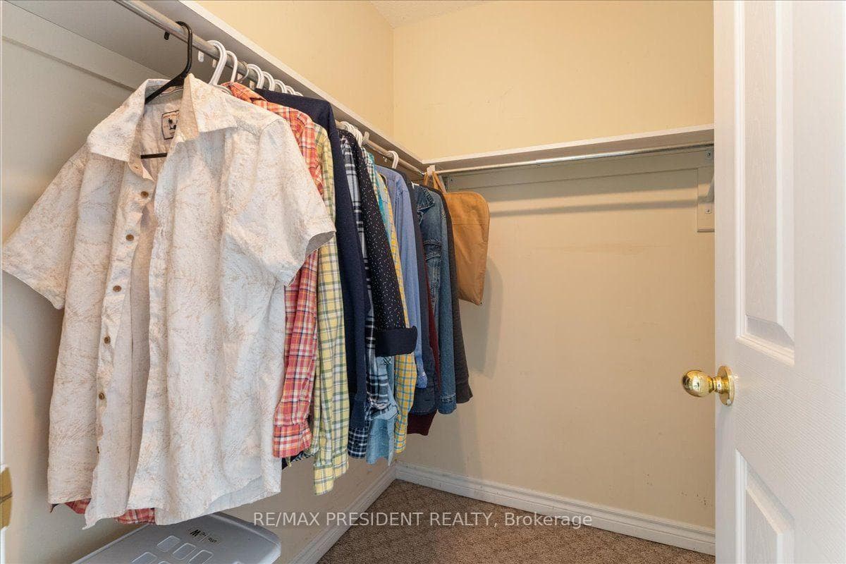 285 Southbrook Drive photo 28