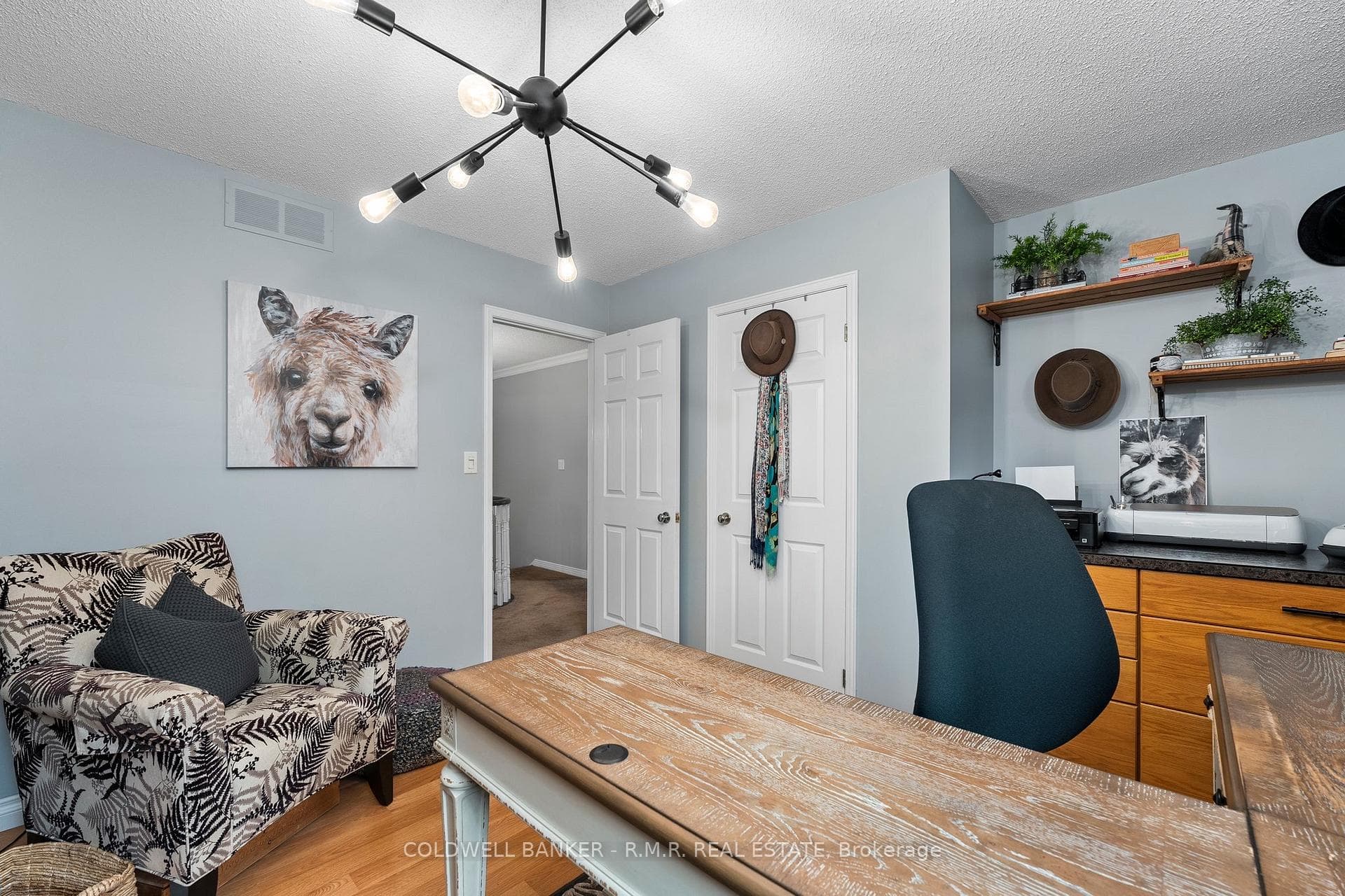 107 Stagemaster Crescent photo 22
