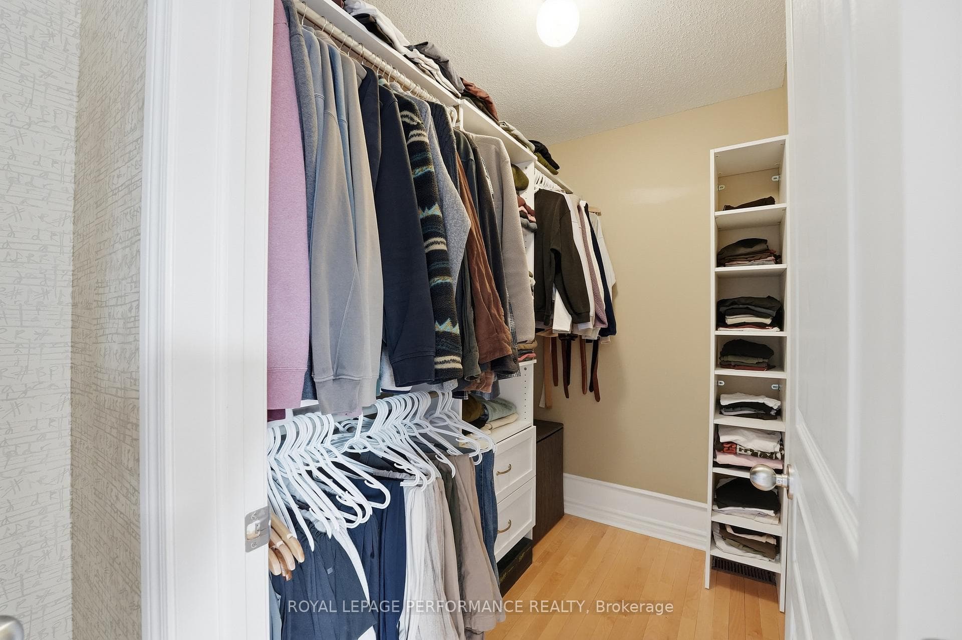 808 Scala Avenue photo 23