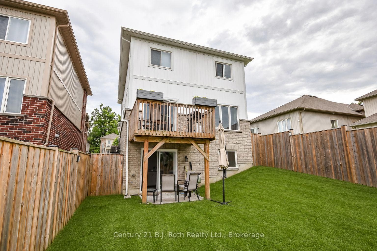 208 Diana Drive photo 16