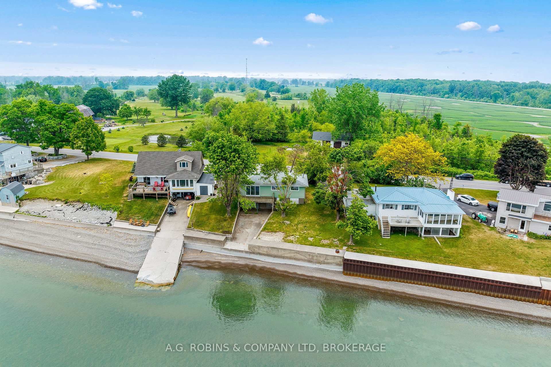 13041 Lakeshore Road photo 23