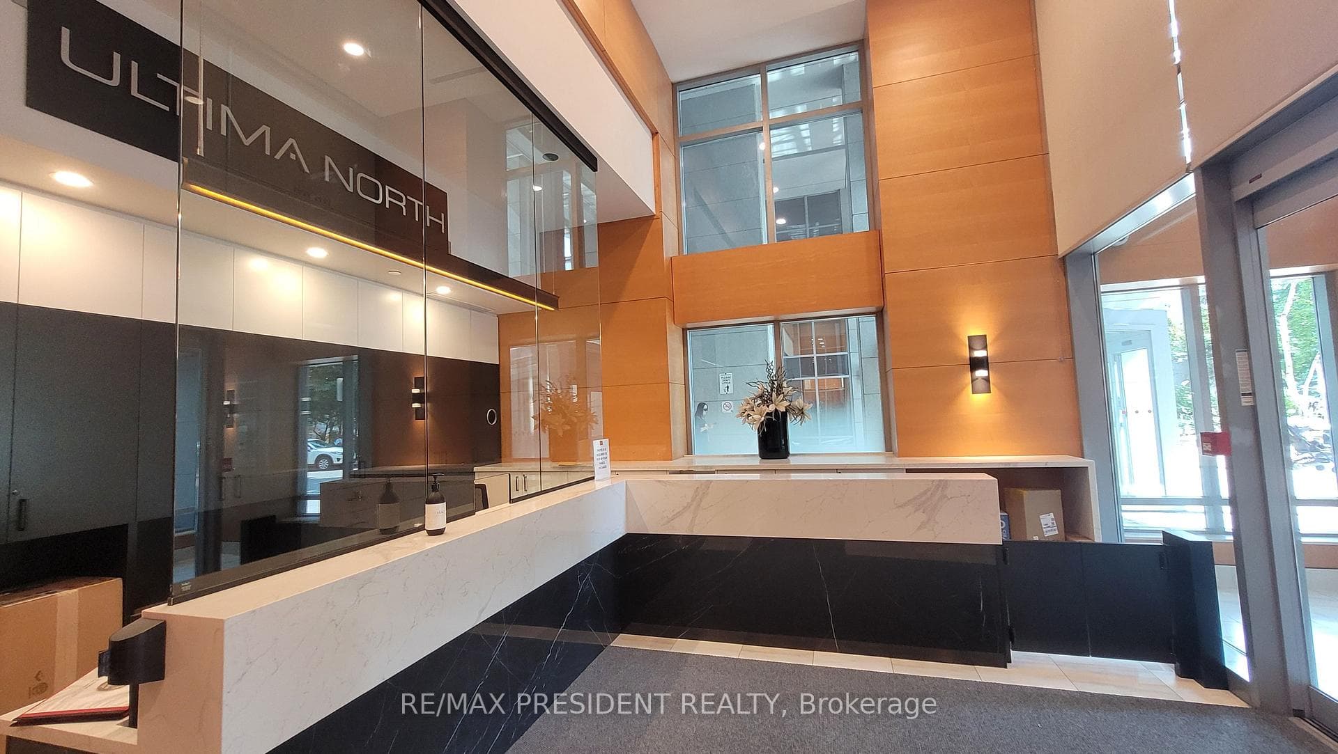 4978 Yonge Street Unit 1911 photo 3