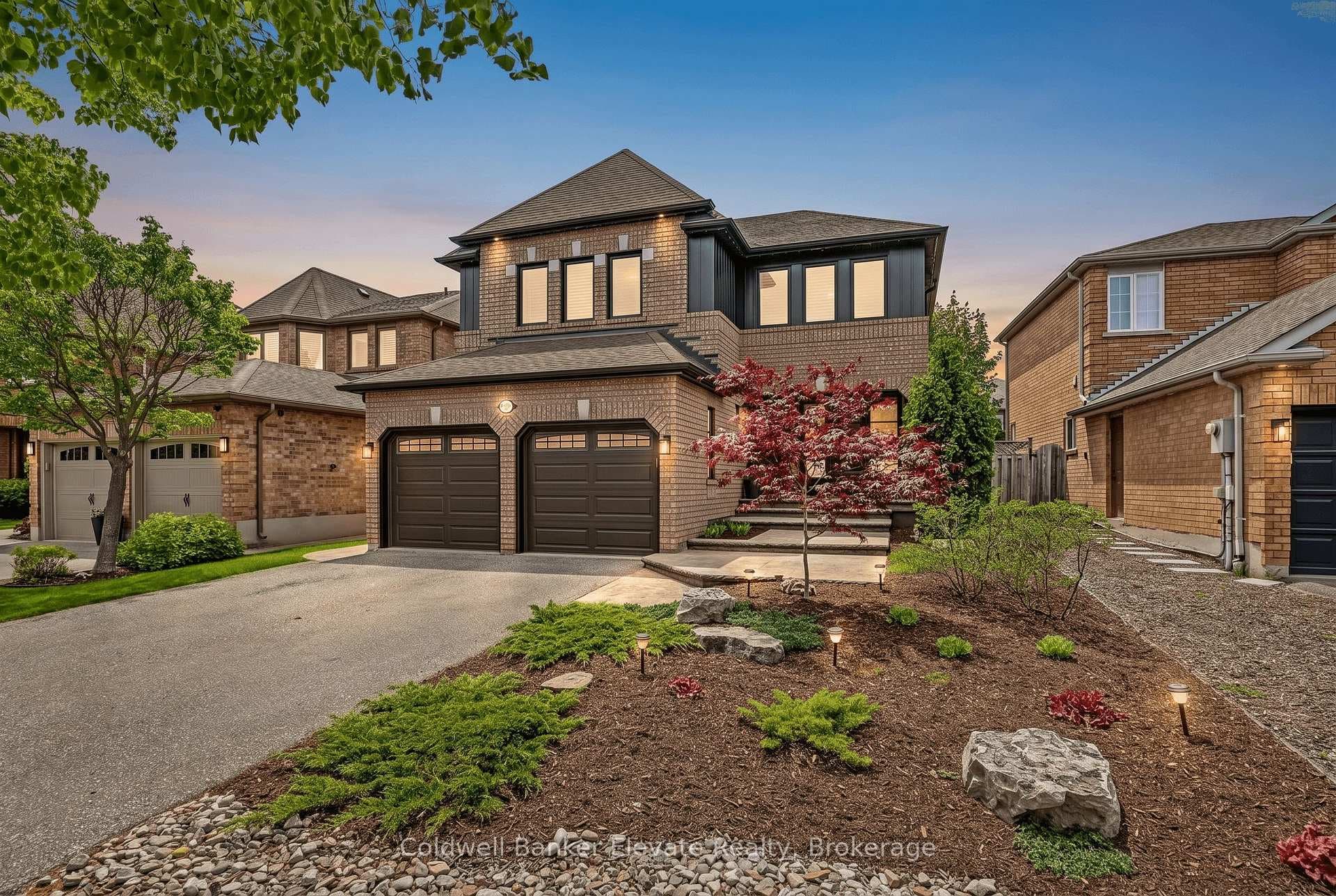52 Curry Crescent photo 2