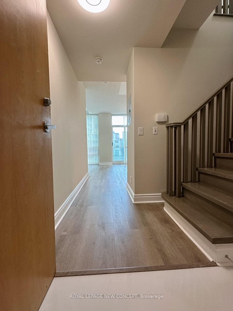 3939 Duke of York Boulevard Unit 914 photo 1